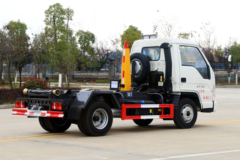​3方福田小卡之星勾臂垃圾车