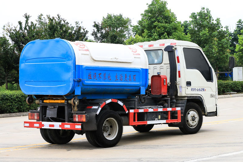 ​3方福田小卡之星勾臂垃圾车