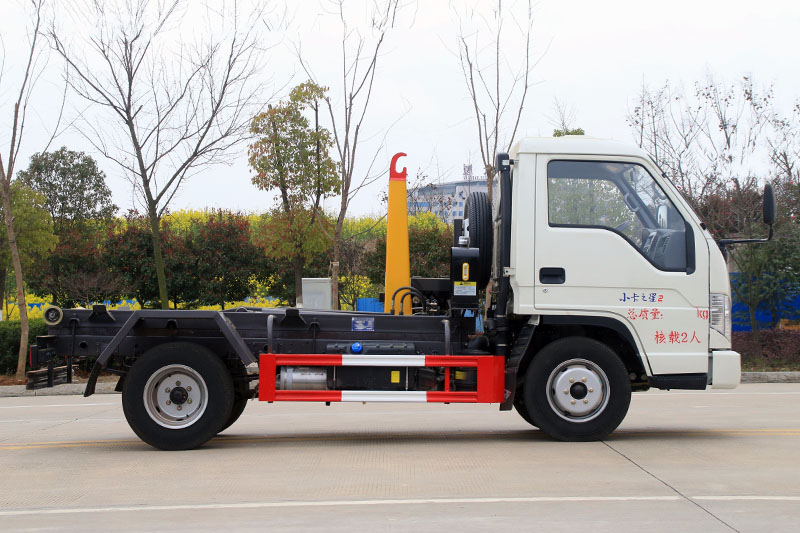 ​3方福田小卡之星勾臂垃圾车