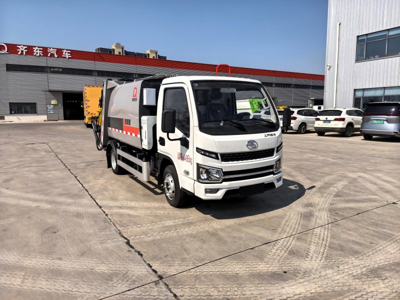 5.5方纯电动压缩式垃圾车