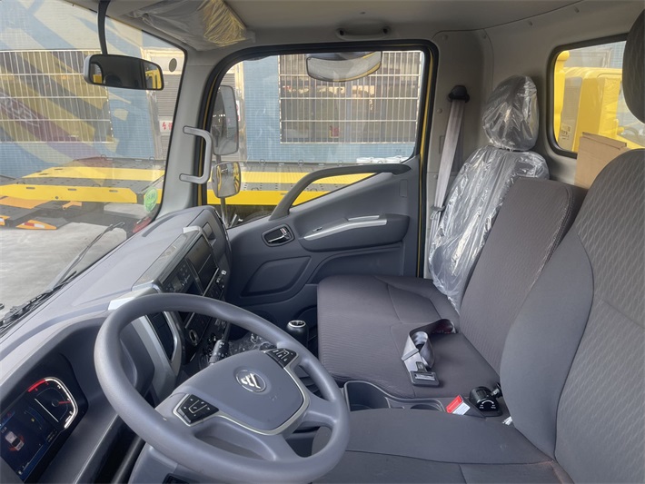 福田奥铃青春飞扬无敌蓝牌7吨重载清障车