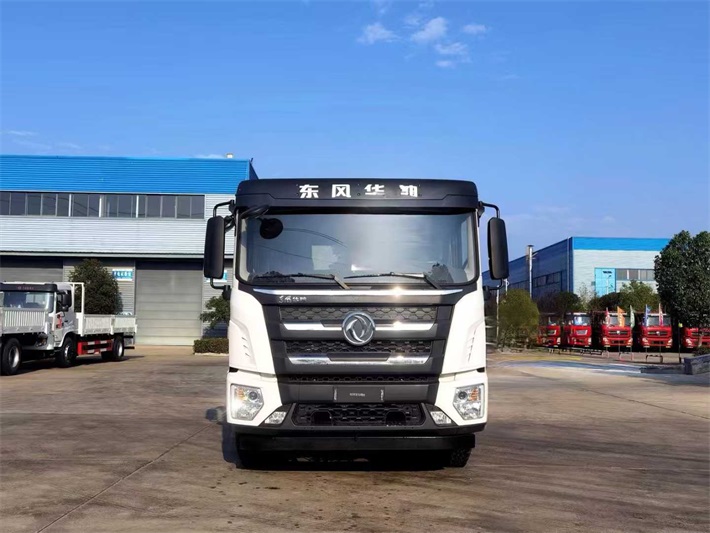 东风华神18吨纯电动洗扫车