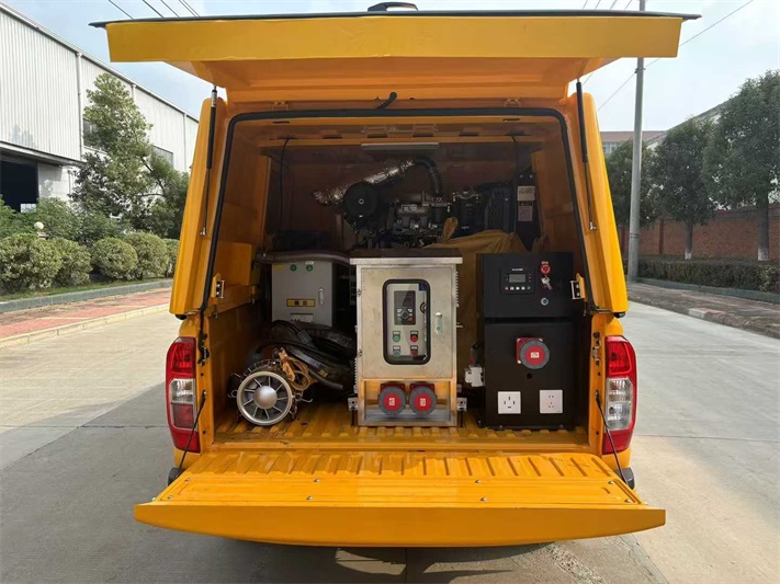 东风日产皮卡排涝抢险车