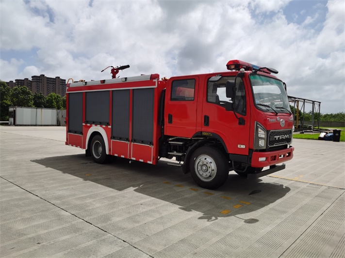 三环十通6方泡沫消防车