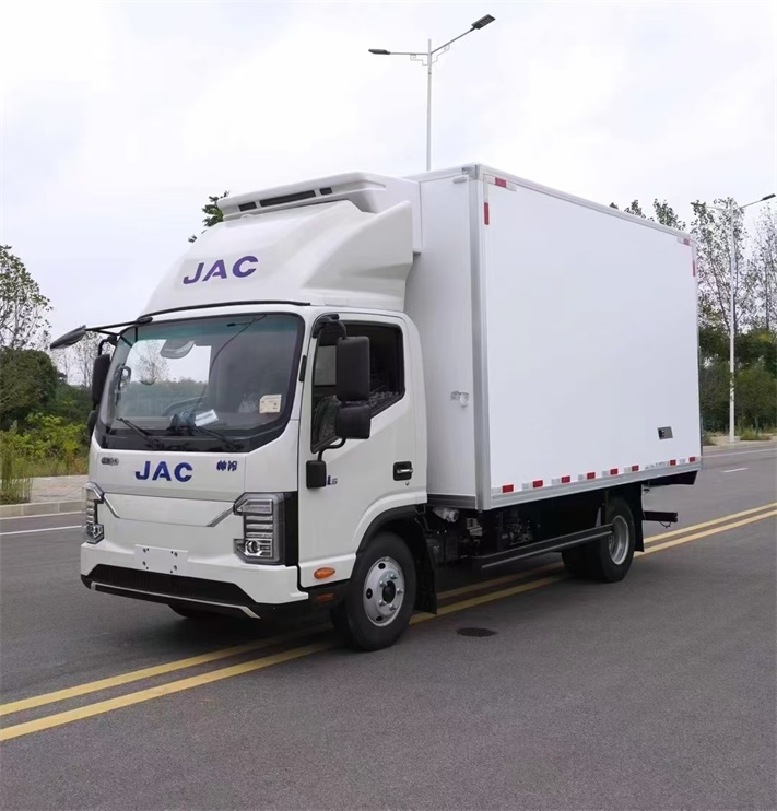 江淮纯电动4.2米冷藏车