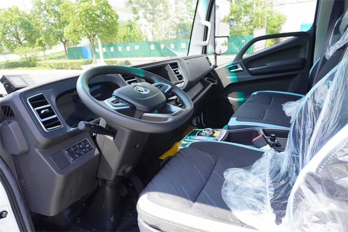 福田智蓝纯电动4.2米冷藏车