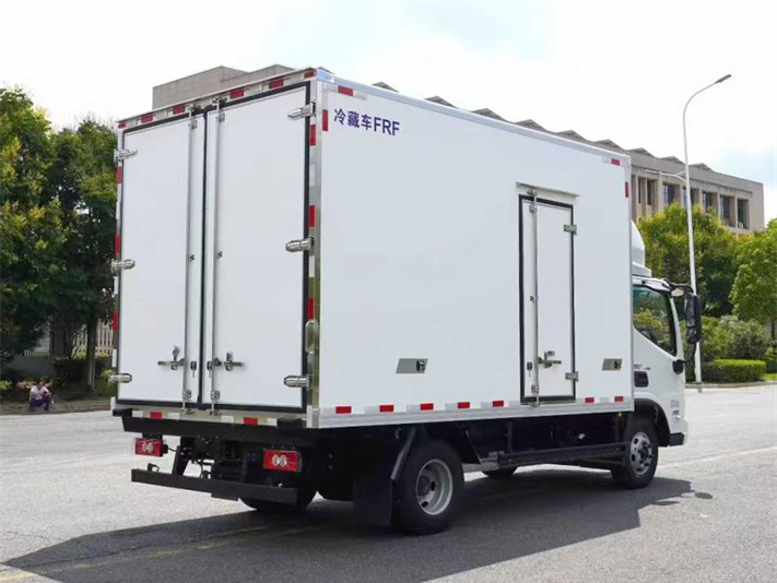 福田智蓝纯电动4.2米冷藏车