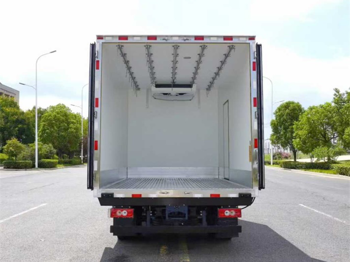 福田智蓝纯电动4.2米冷藏车