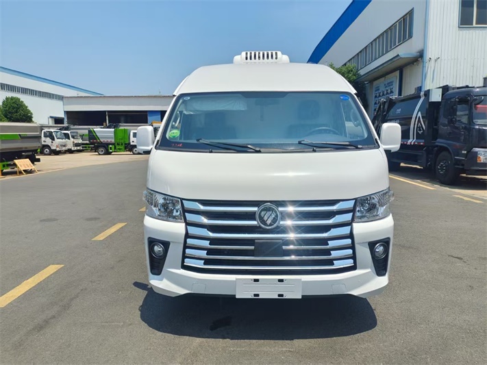福田G9面包冷藏车