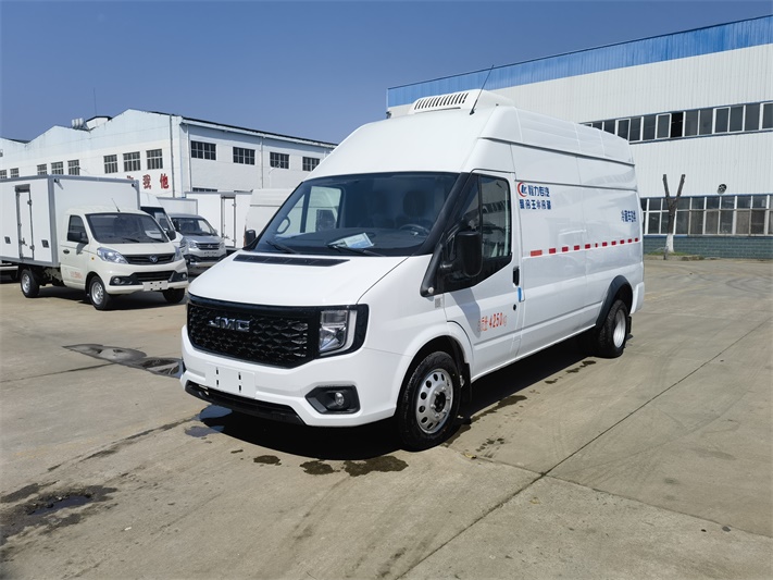 江铃福顺面包冷藏车