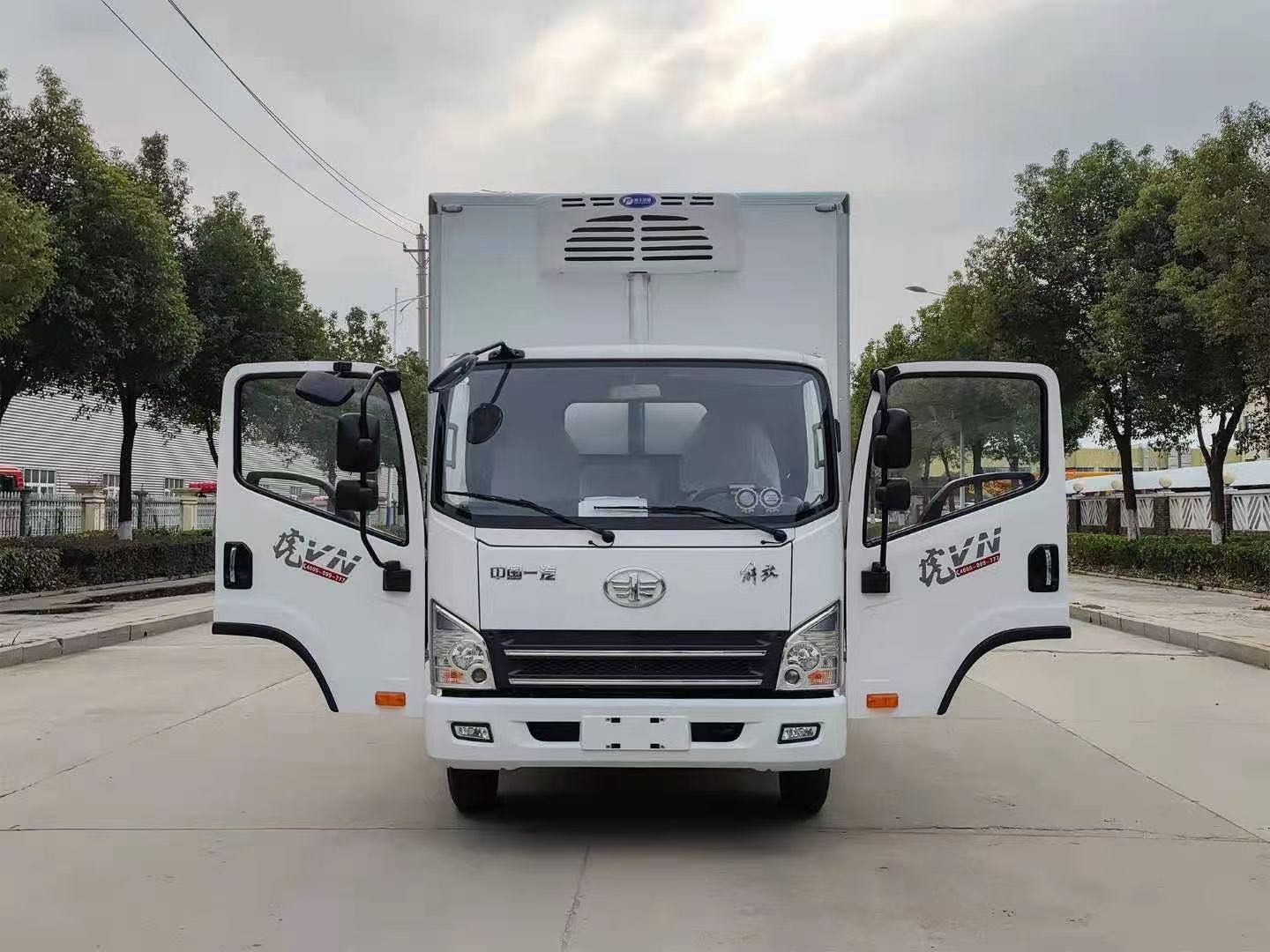 解放虎4.2米冷藏车