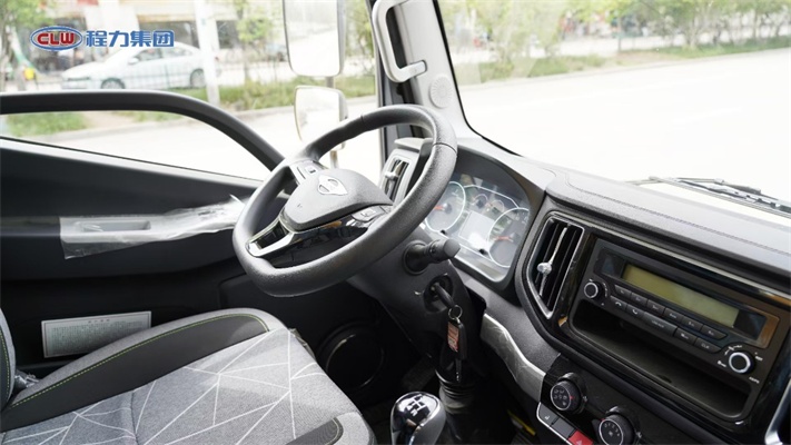 福田领航7方蓝牌洒水抑尘车