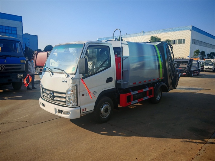 凯马蓝牌6方压缩垃圾车