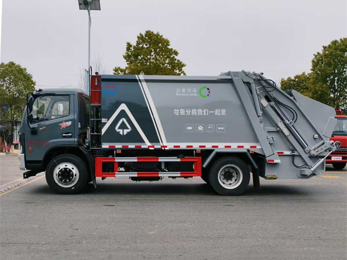 东风12方压缩垃圾车