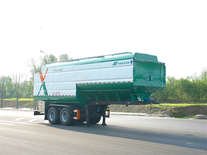 两轴半挂饲料车 (1).jpg