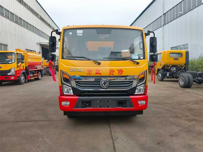 东风蓝牌清洗吸污车