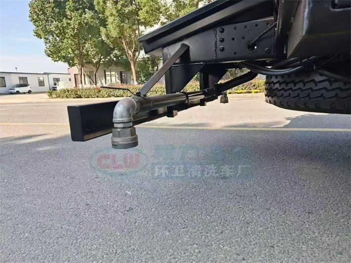 东风华神13方清洗吸污车